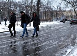 В последний день осени в Петербурге ожидается небольшой снег и легкий мороз 