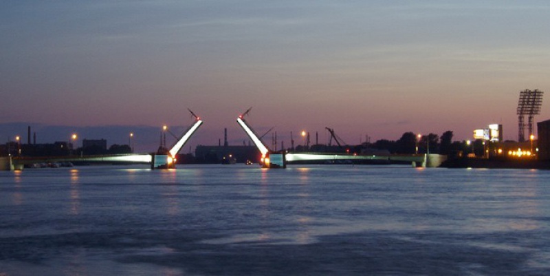 В ночь на 27 февраля в Петербурге разведут Тучков мост