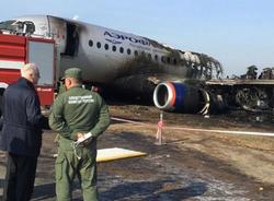 Картина дня: авиакатастрофа в Шереметьево и отказ от строительства нового здания музея Достоевского в Петербурге