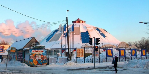 Цирк-шапито Полунина на время ремонта переедет на Петроградку