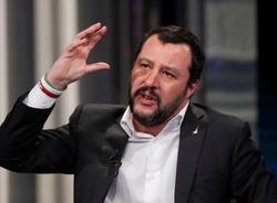 Итальянцы потребовали отставки главы МВД из-за банкета в день обрушения моста в Генуе (ФОТО)