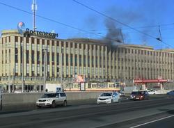 В центре Петербурга загорелось здание «Ростелекома»