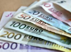 Курс евро превысил 80 рублей и достиг рекордного значения за два года