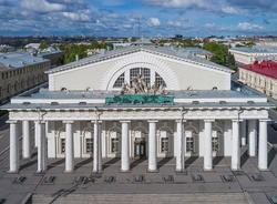 Здание Биржи в Петербурге может обрушиться из-за отсутствия реставрации