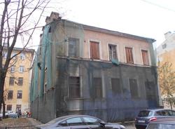 Суд признал незаконным изменение даты постройки исторического дома на Ропшинской улице