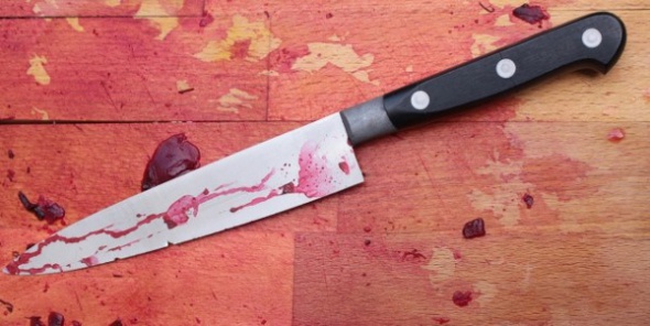 Петербургский школьник ударил ножом подростка