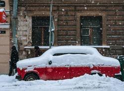 Чиновники Петербурга предлагают поменять правила парковки для уборки снега