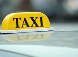 В Петербурге поймали таксиста, воровавшего телефоны у пьяных пассажиров