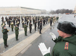 Более 4 тысяч военнослужащих отрепетировали парад Победы на Дворцовой