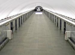 В метро Петербурга объяснили, зачем станции «Московская» вторые двери