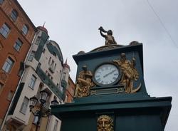 На Малой Конюшенной после реставрации заработали часы Лансере