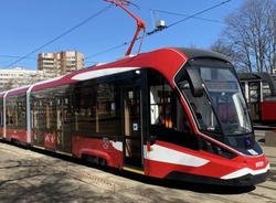 В Петербурге на линию пустили новый трамвай «Витязь-Ленинград»