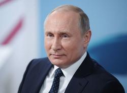 Путин заявил, что экономика России двигается в сторону "устойчивого белого цвета"