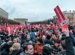 ЗакС запретил проводить митинги на Дворцовой площади