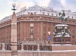 В Петербурге 22 марта будет снежно и ветрено