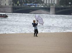 В Петербург вернулась прохладная погода с дождями и грозами